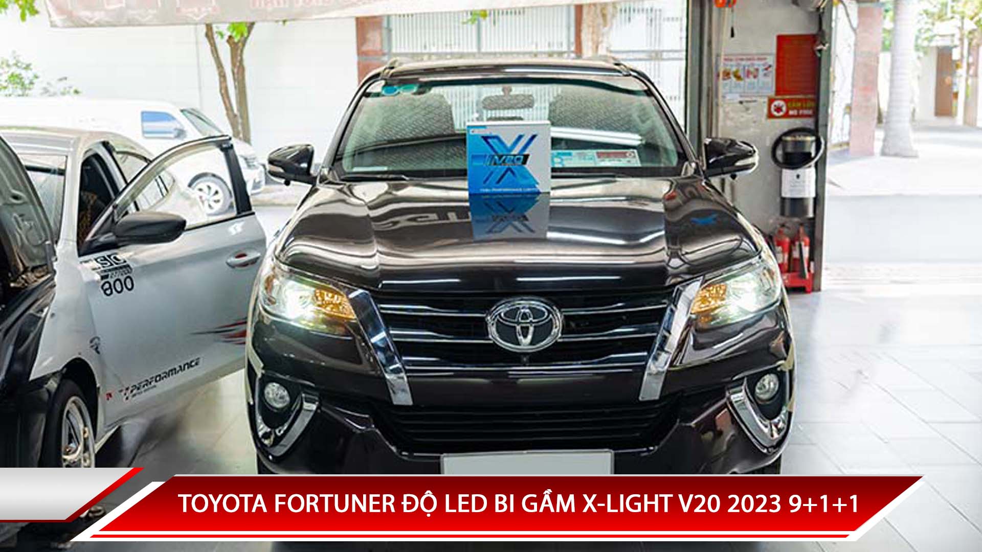 TOYOTA FORTUNER ĐỘ LED X-LIGHT V20 2023 9+1+1